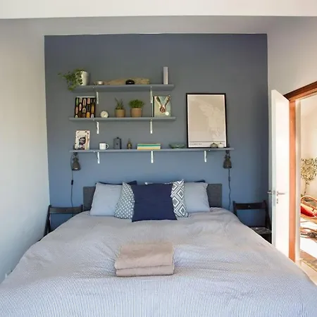 بيت للعطل Amazing Modern House On The Sea! فيريل