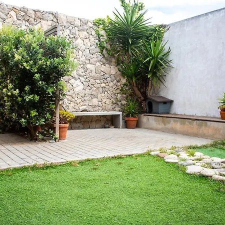 Hébergement de vacances Amazing Modern House On The Sea! Ferrel (Leiria)