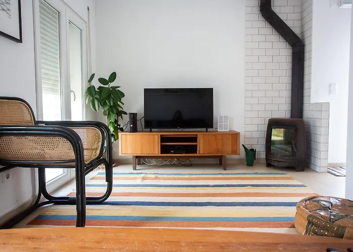 Hébergement de vacances Amazing Modern House On The Sea! *